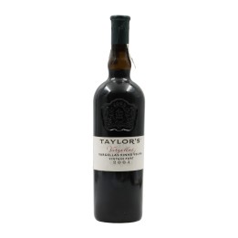 Taylors Vargellas Old Vines Vintage Port 2004
