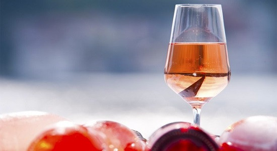 The Douro and the Touriga Nacional in Top quality Rosé wines
